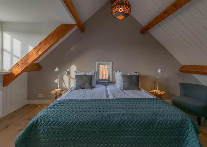 Nyaraló Hemels Helleke 2 *