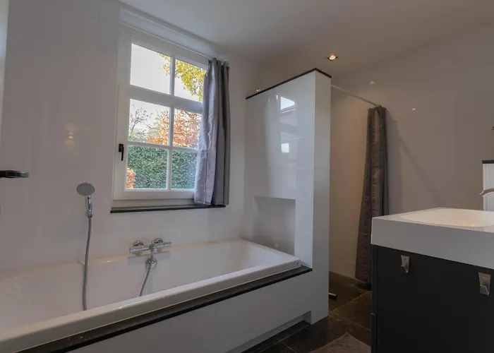 Hemels Helleke 2 Feriehus *